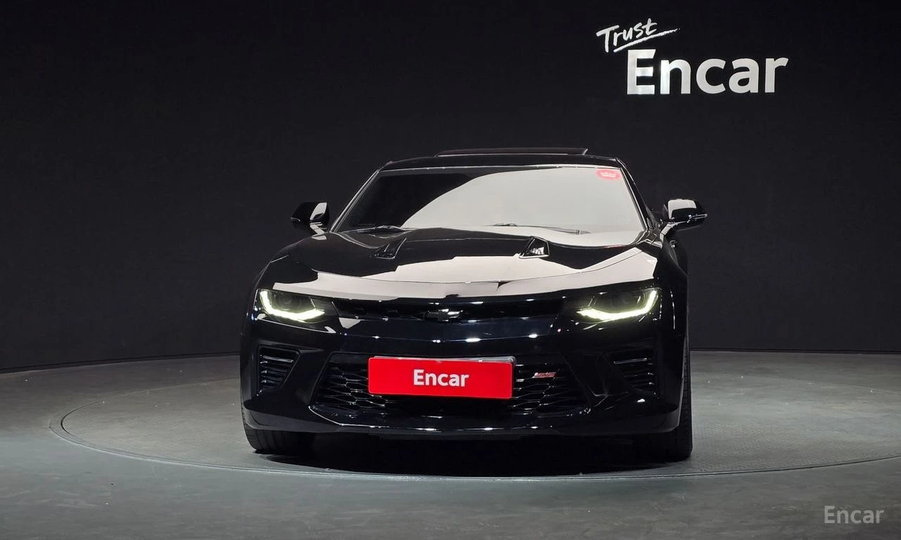 Chevrolet Camaro SS* 6.2* V8* ПОДГРЕВ* ОБДУХВАНЕ* КАМЕРА* КЕЙЛЕС* , снимка 3 - Автомобили и джипове - 55029817