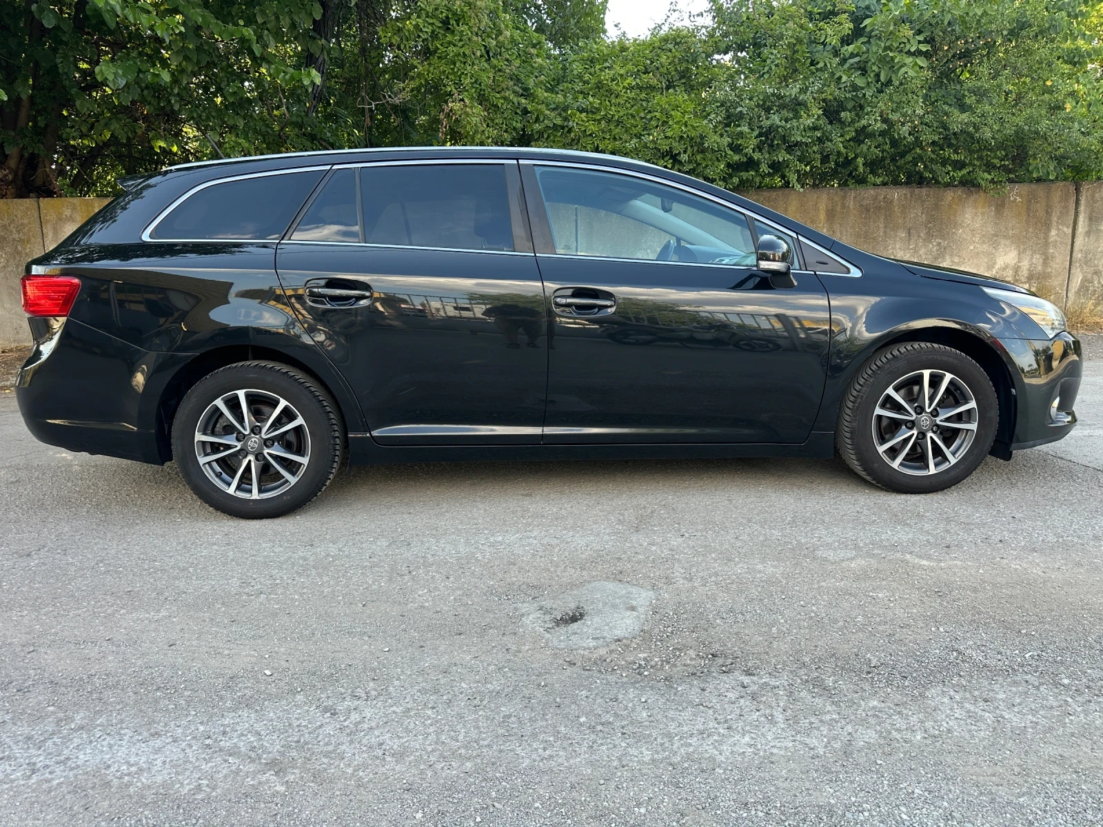 Toyota Avensis 1.8-FACE-EURO5-Buisness-Edition-1Г-Гаранция!, снимка 6 - Автомобили и джипове - 55326613
