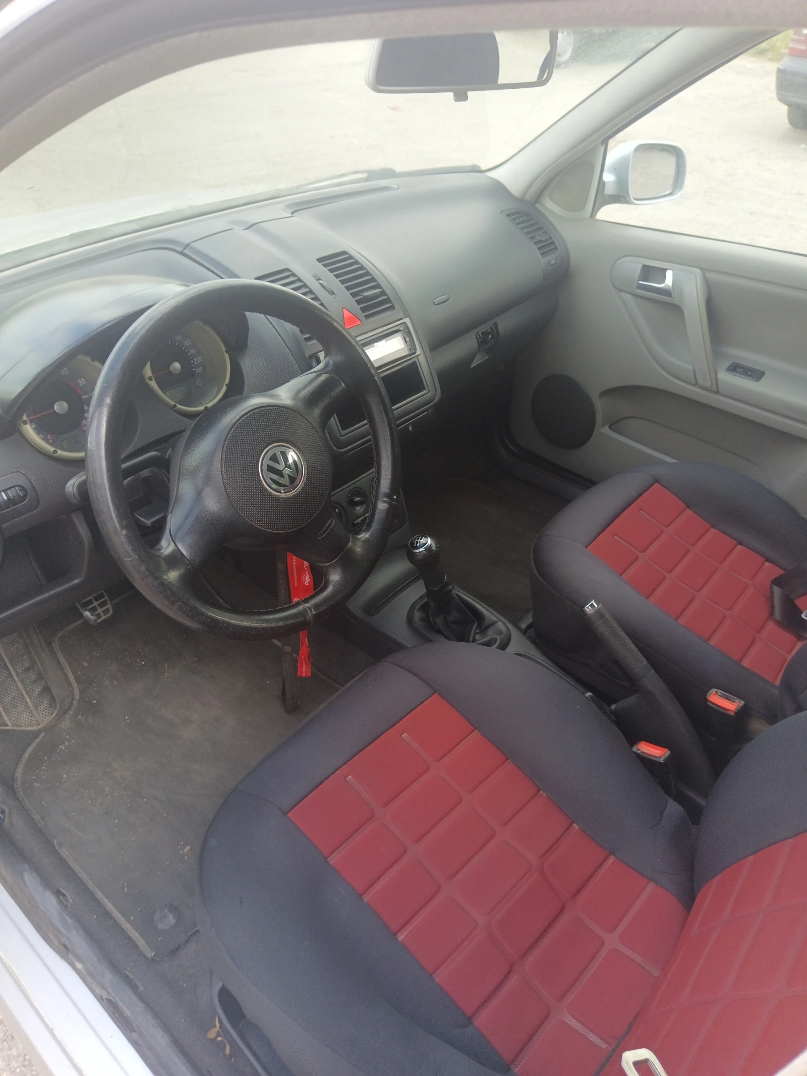 VW Polo 1.4tdi, снимка 6 - Автомобили и джипове - 55453842