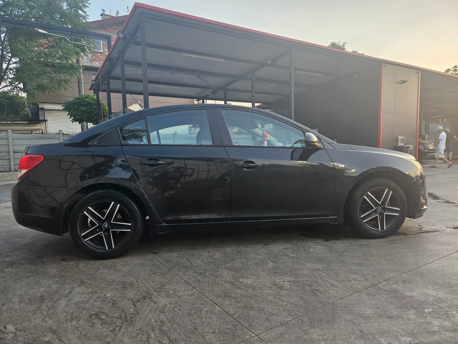 Chevrolet Cruze, снимка 6 - Автомобили и джипове - 55584400