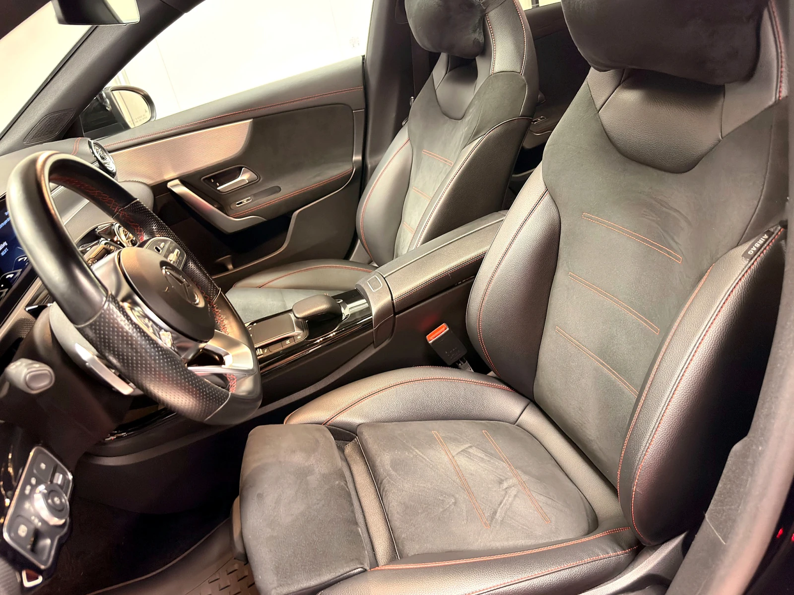 Mercedes-Benz CLA 250 AMG Line, снимка 12 - Автомобили и джипове - 55606156