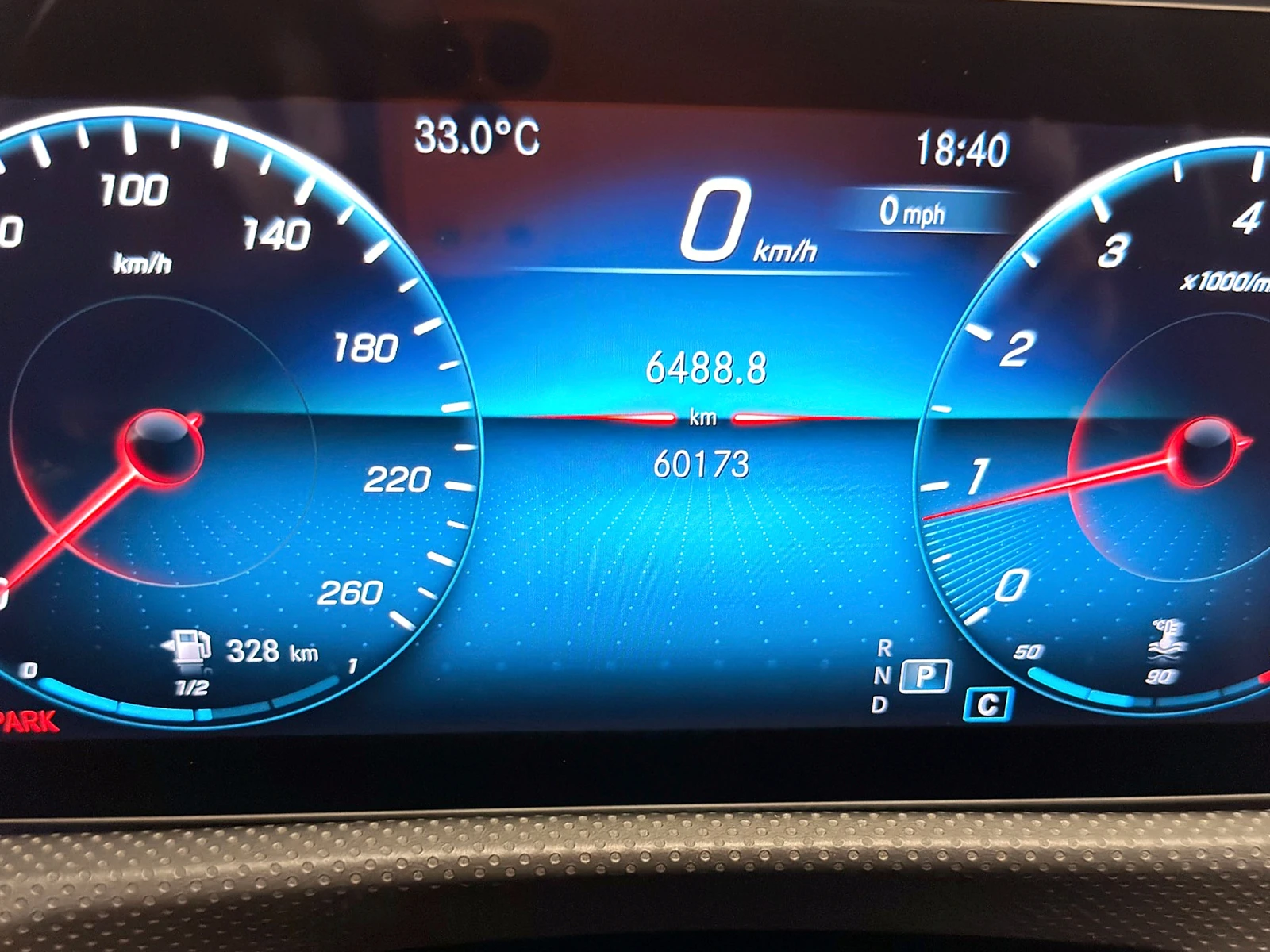 Mercedes-Benz CLA 250 AMG Line, снимка 16 - Автомобили и джипове - 55606156