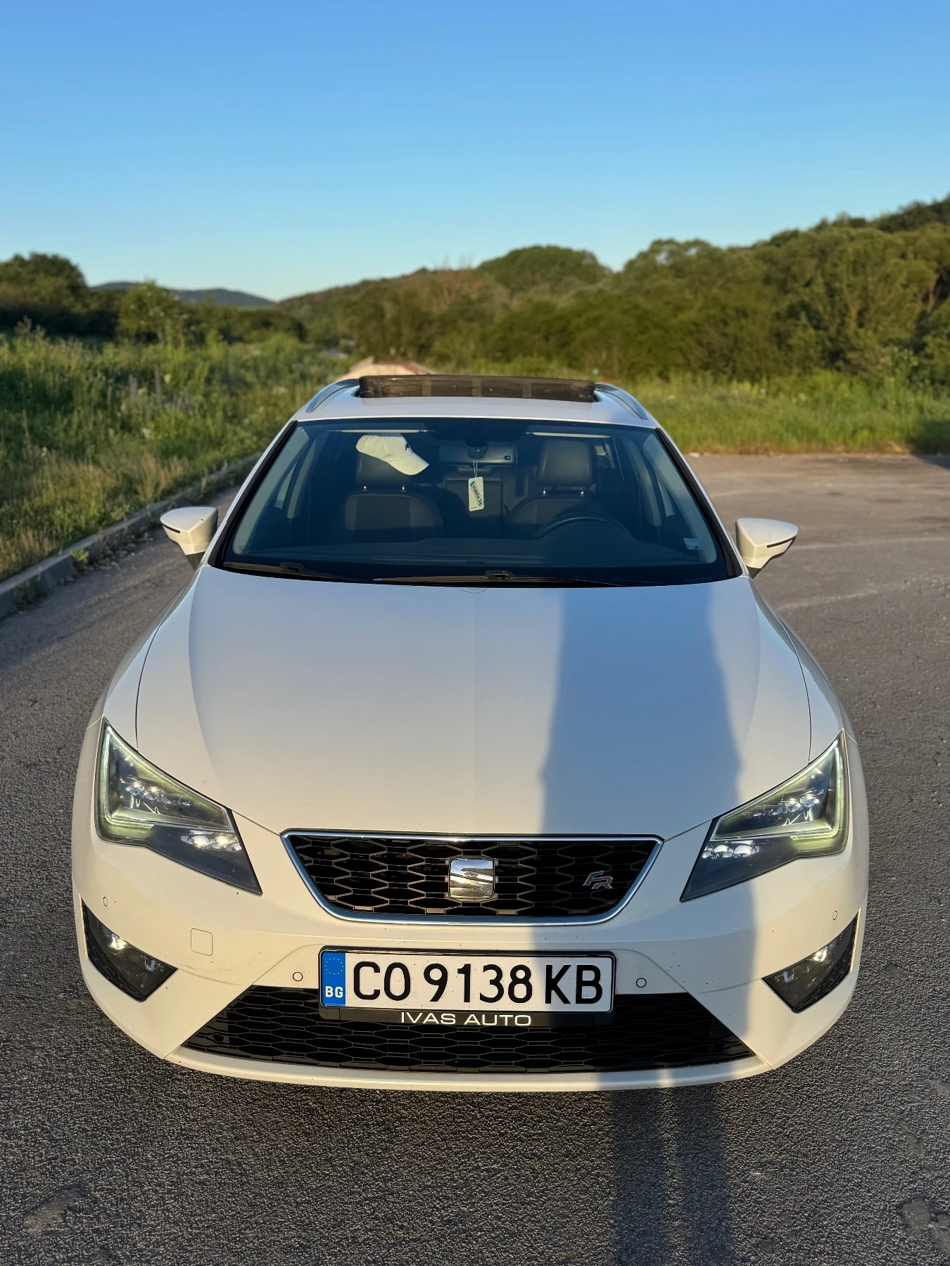 Seat Leon FR, снимка 4 - Автомобили и джипове - 55947004