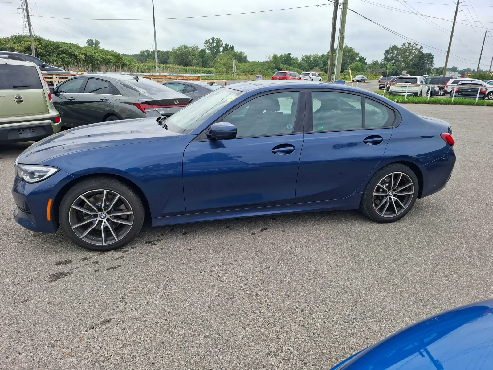 BMW 330 * 330i xDrive * CARFAX * БЕЗ ПЪРВОНАЧАЛНА ВНОСКА, снимка 13 - Автомобили и джипове - 55967405