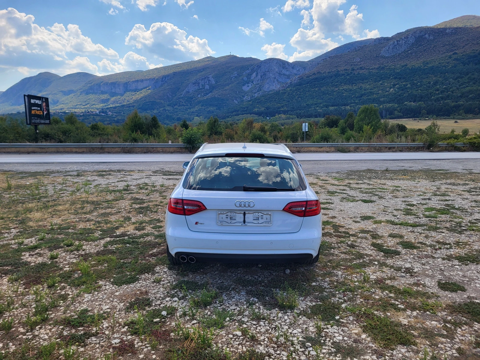 Audi A4 2.0TDi, снимка 4 - Автомобили и джипове - 56055922