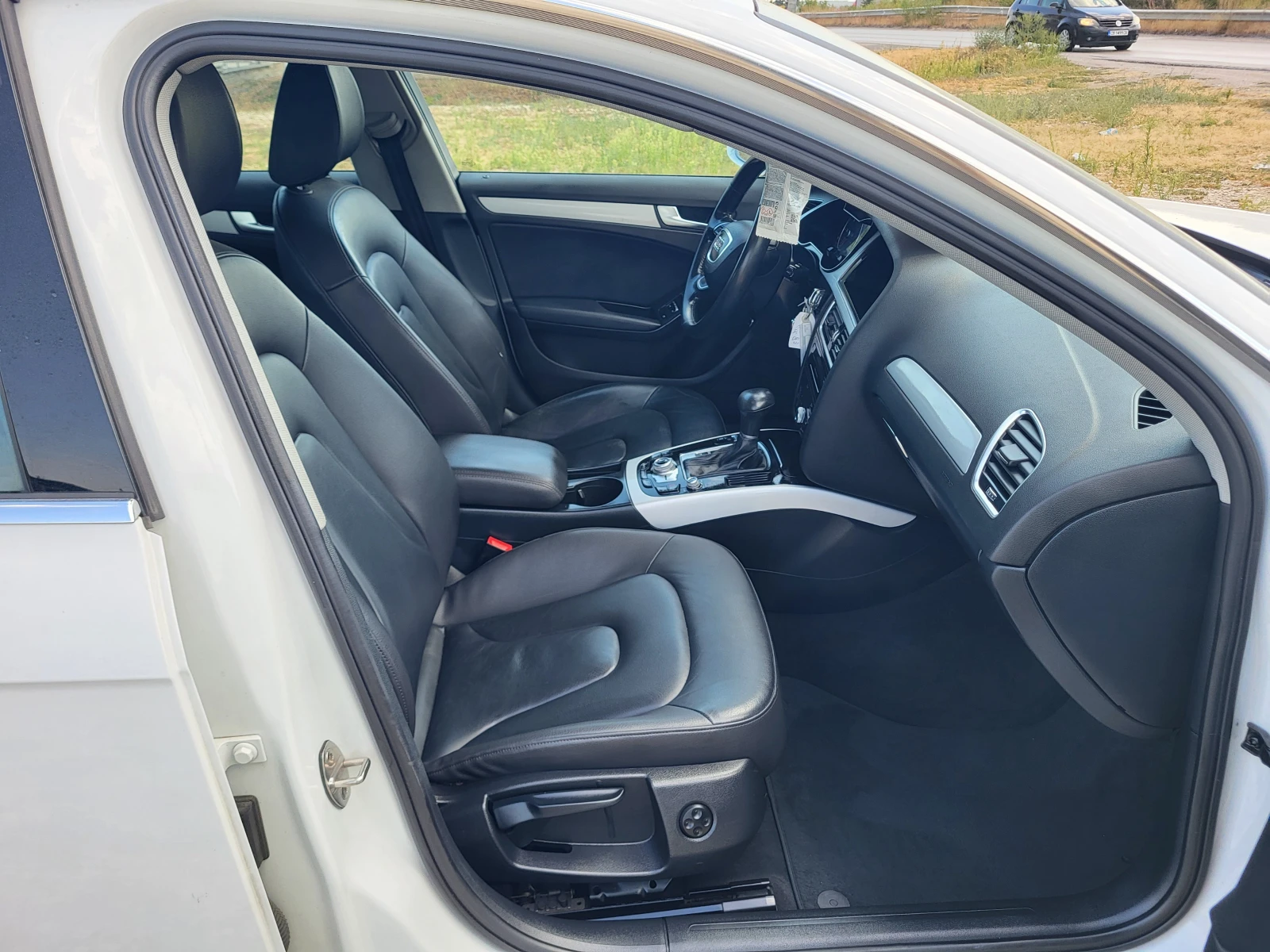 Audi A4 2.0TDi, снимка 13 - Автомобили и джипове - 56055922