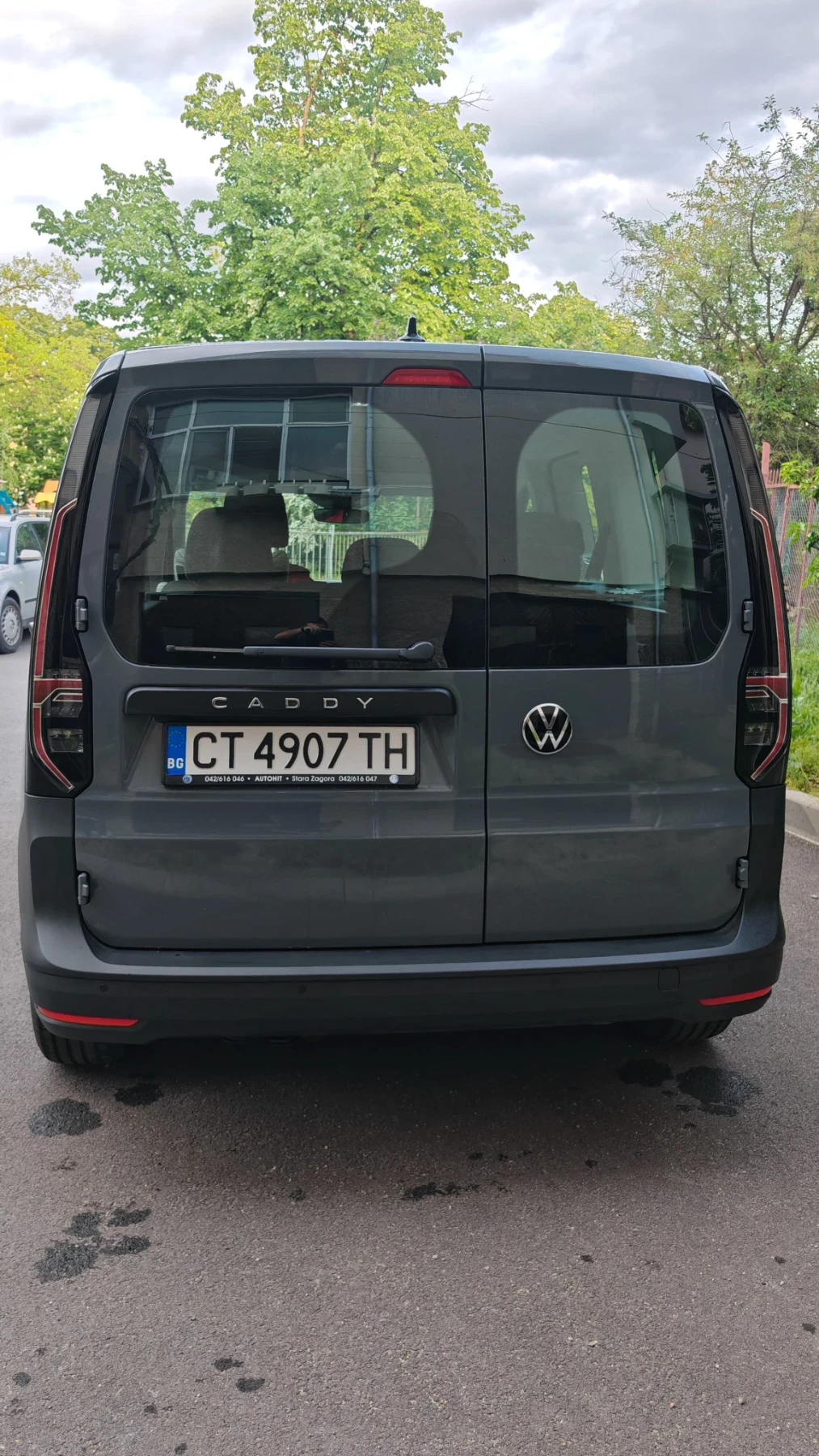 VW Caddy, снимка 2 - Автомобили и джипове - 56125832
