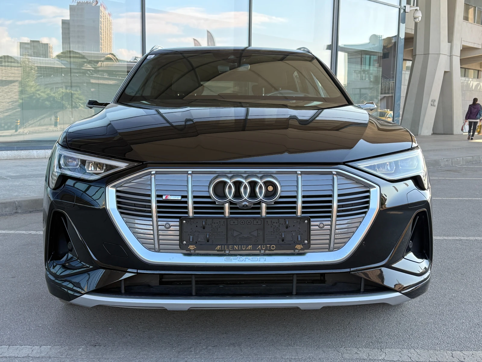 Audi E-Tron 55 95kWh 408к.с. S Line ГАРАНЦИЯ ДО 2028г. !!!, снимка 7 - Автомобили и джипове - 56210995