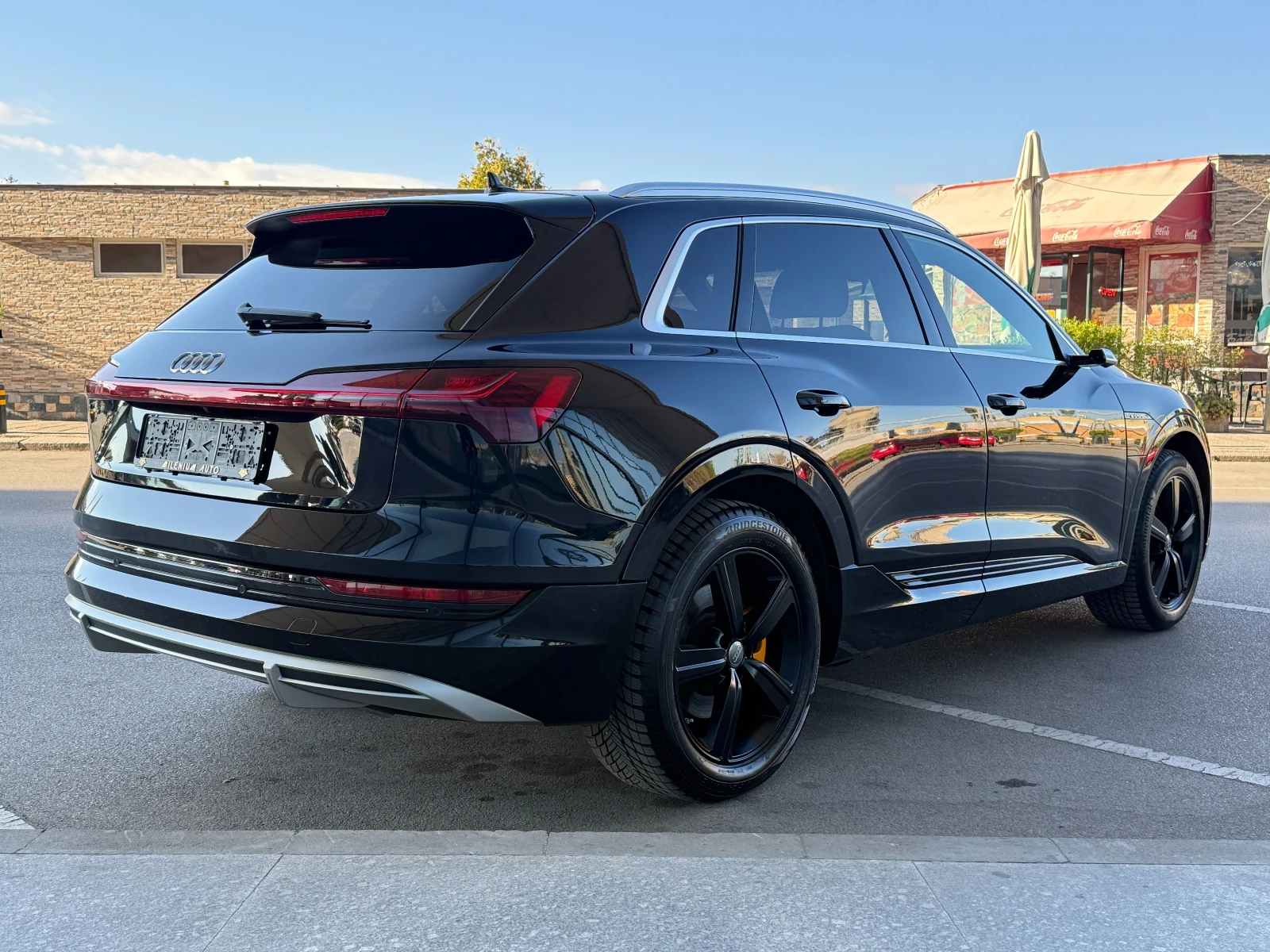 Audi E-Tron 55 95kWh 408к.с. S Line ГАРАНЦИЯ ДО 2028г. !!!, снимка 4 - Автомобили и джипове - 56210995