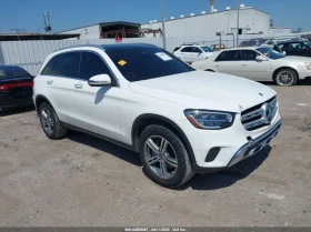  Mercedes-Benz GLC 30...