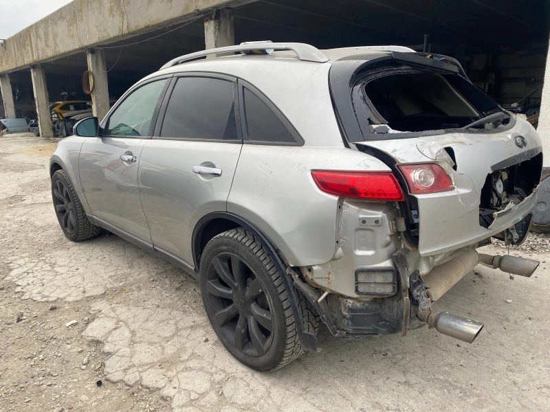 Infiniti Fx 45, снимка 4 - Автомобили и джипове - 44262733