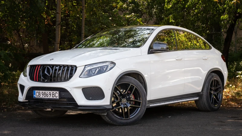 Mercedes-Benz GLE 350d  Coupe 4Matic AMG-Line, снимка 2 - Автомобили и джипове - 47672581