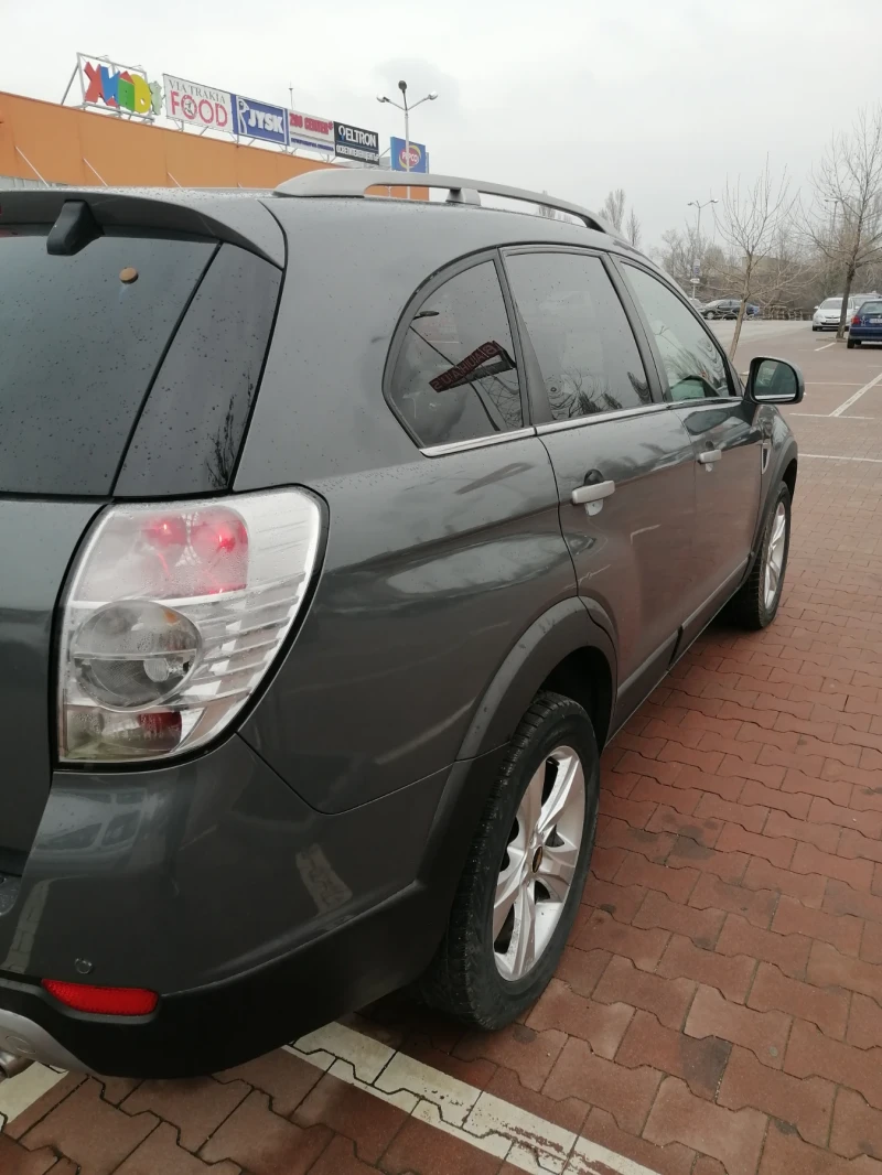 Chevrolet Captiva, снимка 4 - Автомобили и джипове - 47692124