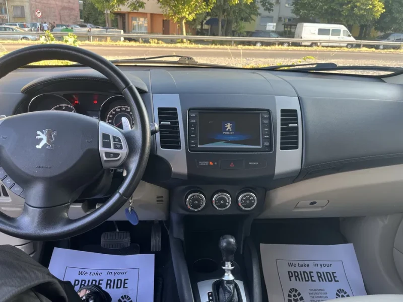 Peugeot 4007, снимка 5 - Автомобили и джипове - 52547417