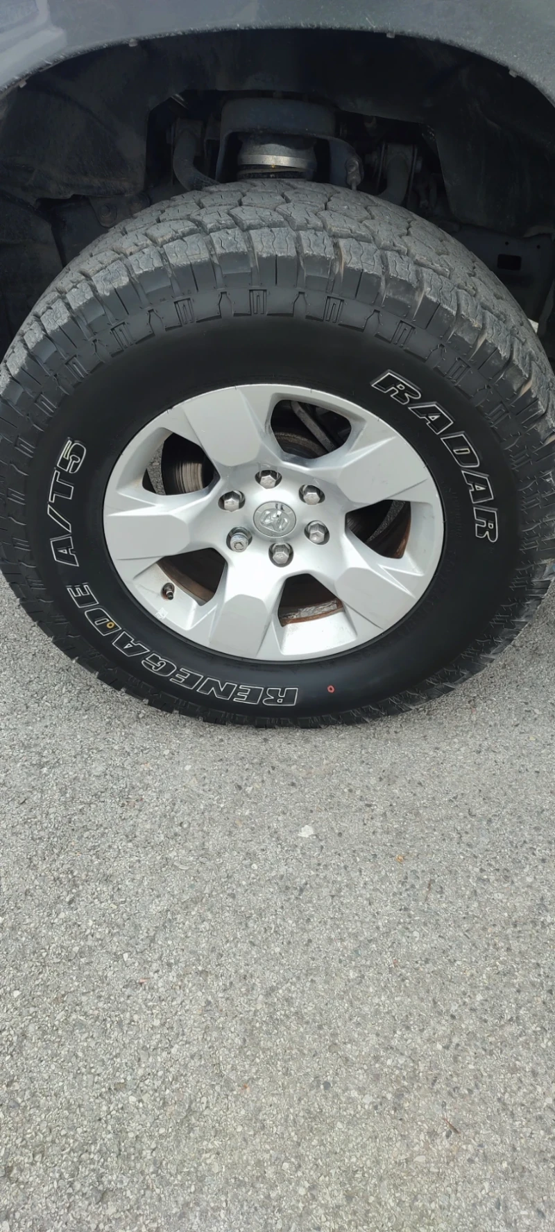 Dodge RAM 1500, снимка 15 - Автомобили и джипове - 52638436