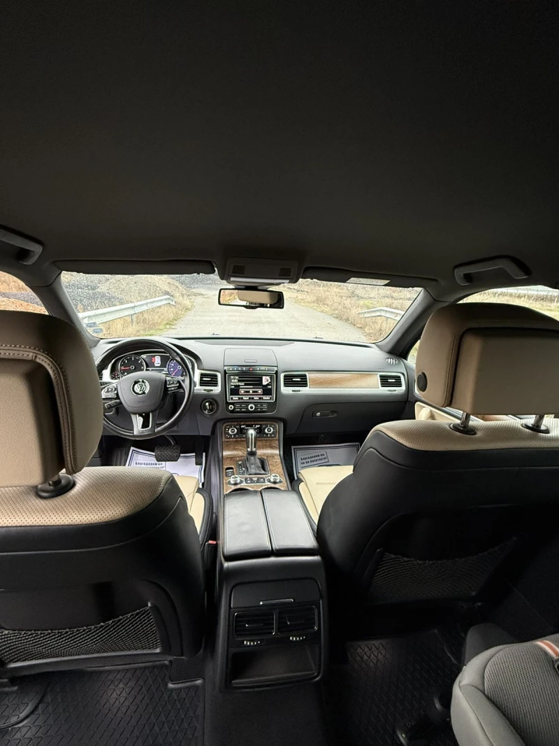 VW Touareg EXCLUSIVE, снимка 9 - Автомобили и джипове - 52893537