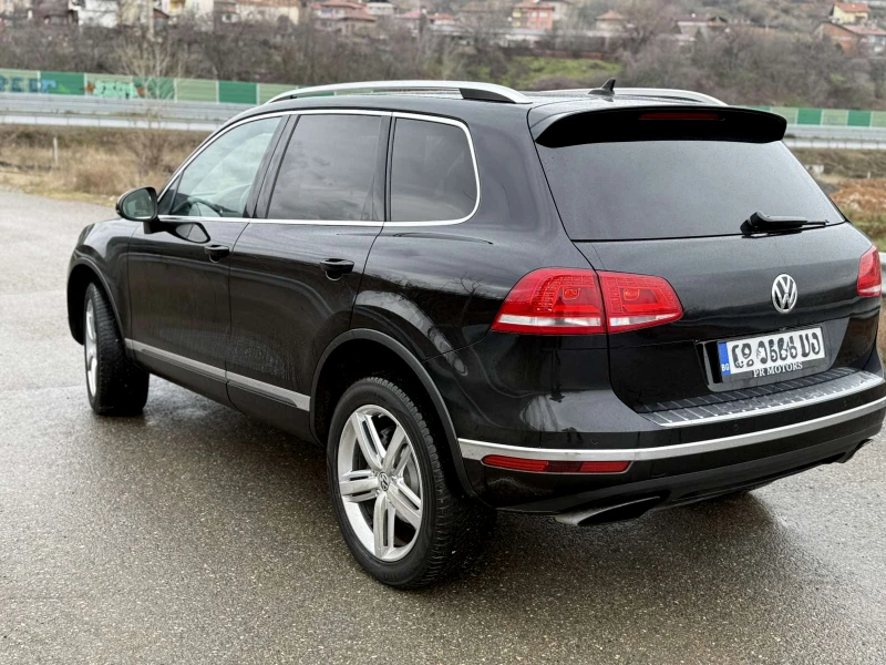 VW Touareg EXCLUSIVE, снимка 4 - Автомобили и джипове - 52893537