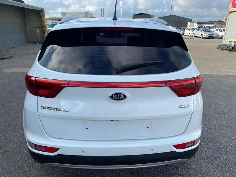 Kia Sportage 2.0 CRDI - изображение 3