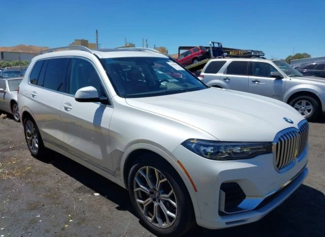 BMW X7 XDRIVE40I HEAD UP* DRIVING ASSISTANT* GESTURE* , снимка 1 - Автомобили и джипове - 48586651