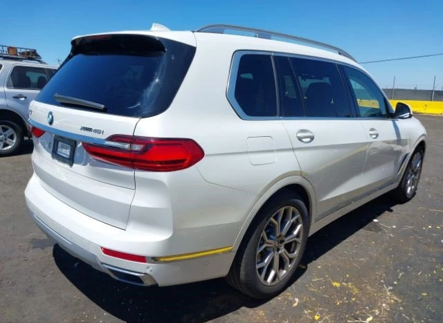 BMW X7 XDRIVE40I HEAD UP* DRIVING ASSISTANT* GESTURE* , снимка 3 - Автомобили и джипове - 48586651