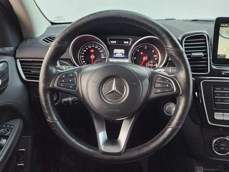 Mercedes-Benz GLS GLS350 d 4MATIC| 258к.с.| ВКЛ.ТЕХНОТЕСТ, снимка 13 - Автомобили и джипове - 55218168
