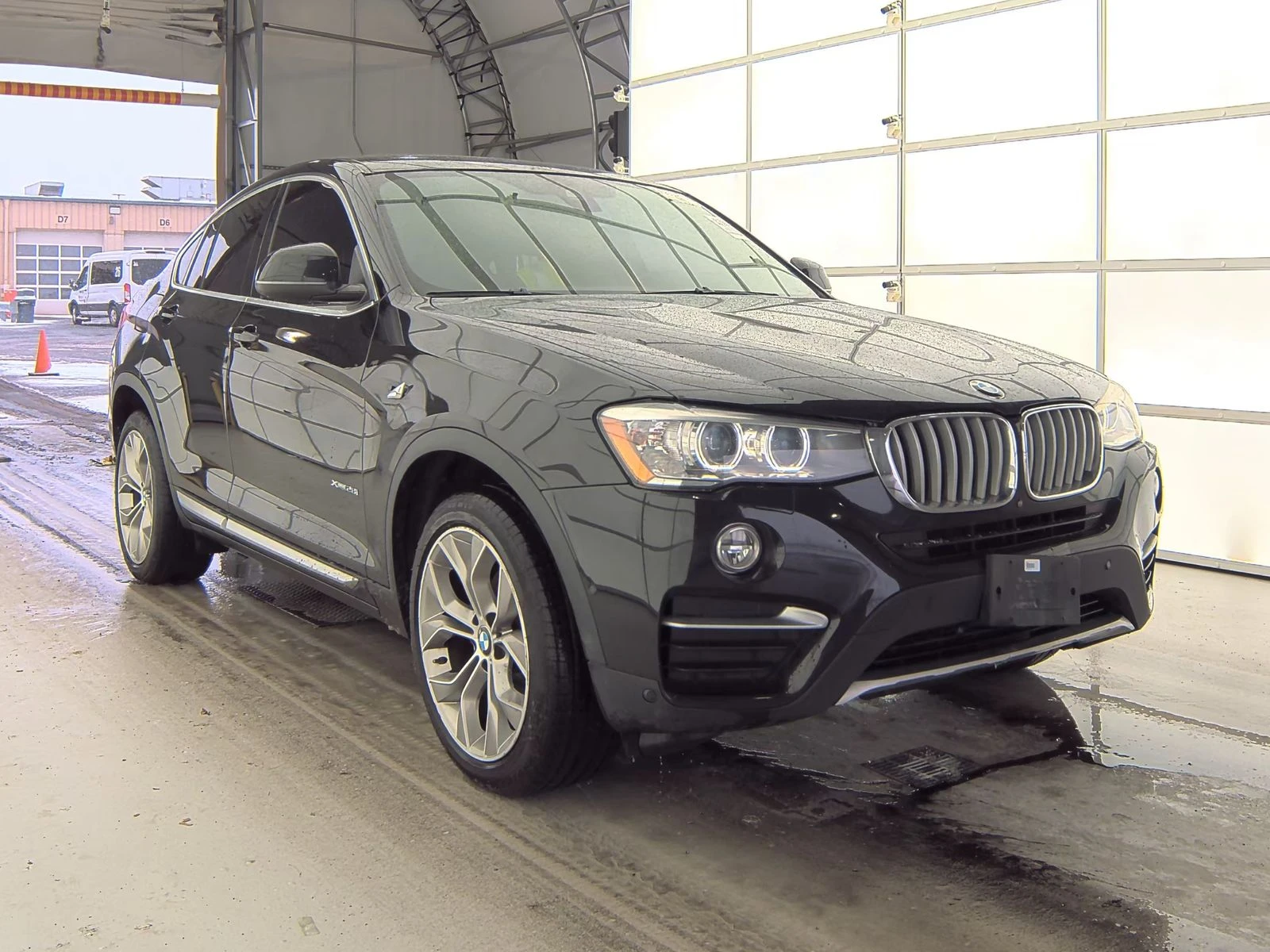 BMW X4 xDrive28i* БЕЗ ЩЕТИ* Head-Up* PANO - [1] 