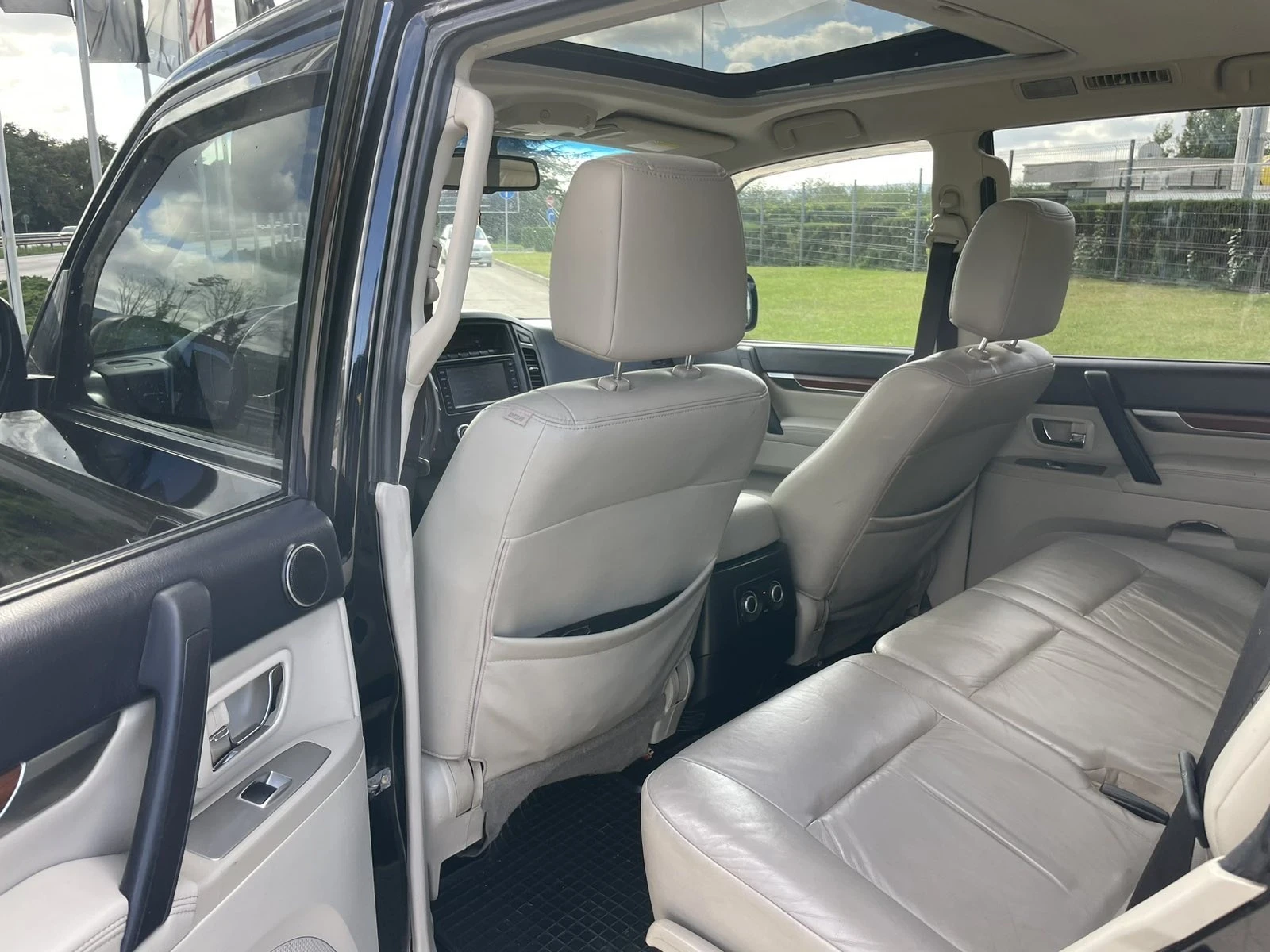 Mitsubishi Pajero 3.2 | Mobile.bg   6