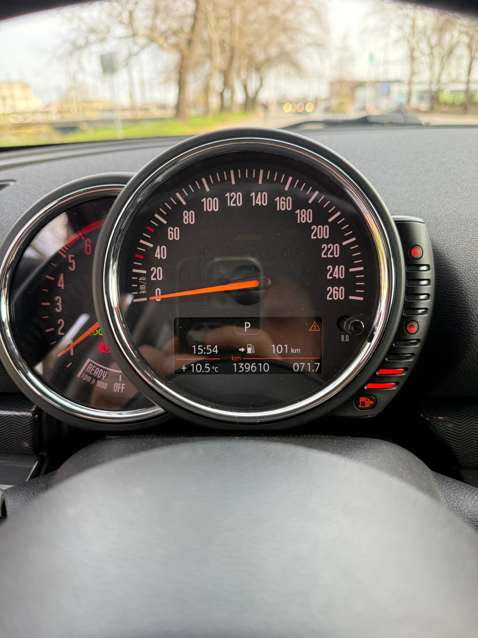 Mini Countryman 1.6D Като Нов, снимка 14 - Автомобили и джипове - 54040147