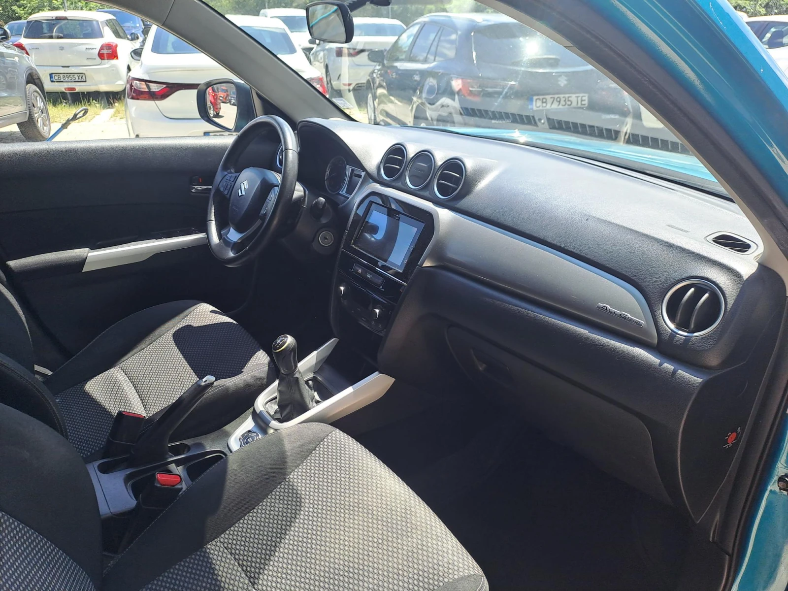 Suzuki Vitara 1.6 GL+ 4X4, снимка 11 - Автомобили и джипове - 54791008