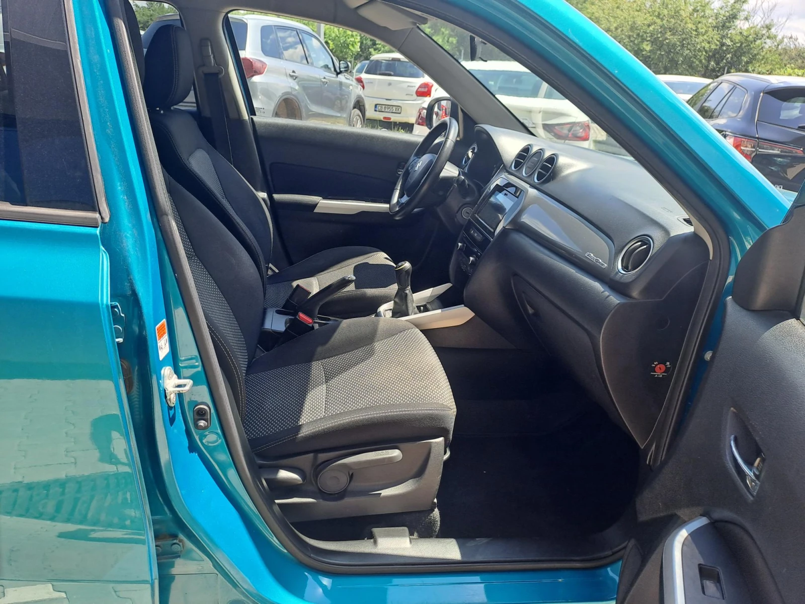 Suzuki Vitara 1.6 GL+ 4X4, снимка 12 - Автомобили и джипове - 54791008