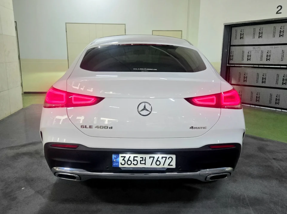 Mercedes-Benz GLE 400 AMG * МАСАЖИ * ПОДРЕВИ * ОБДУХВАНЕ, снимка 3 - Автомобили и джипове - 54998309