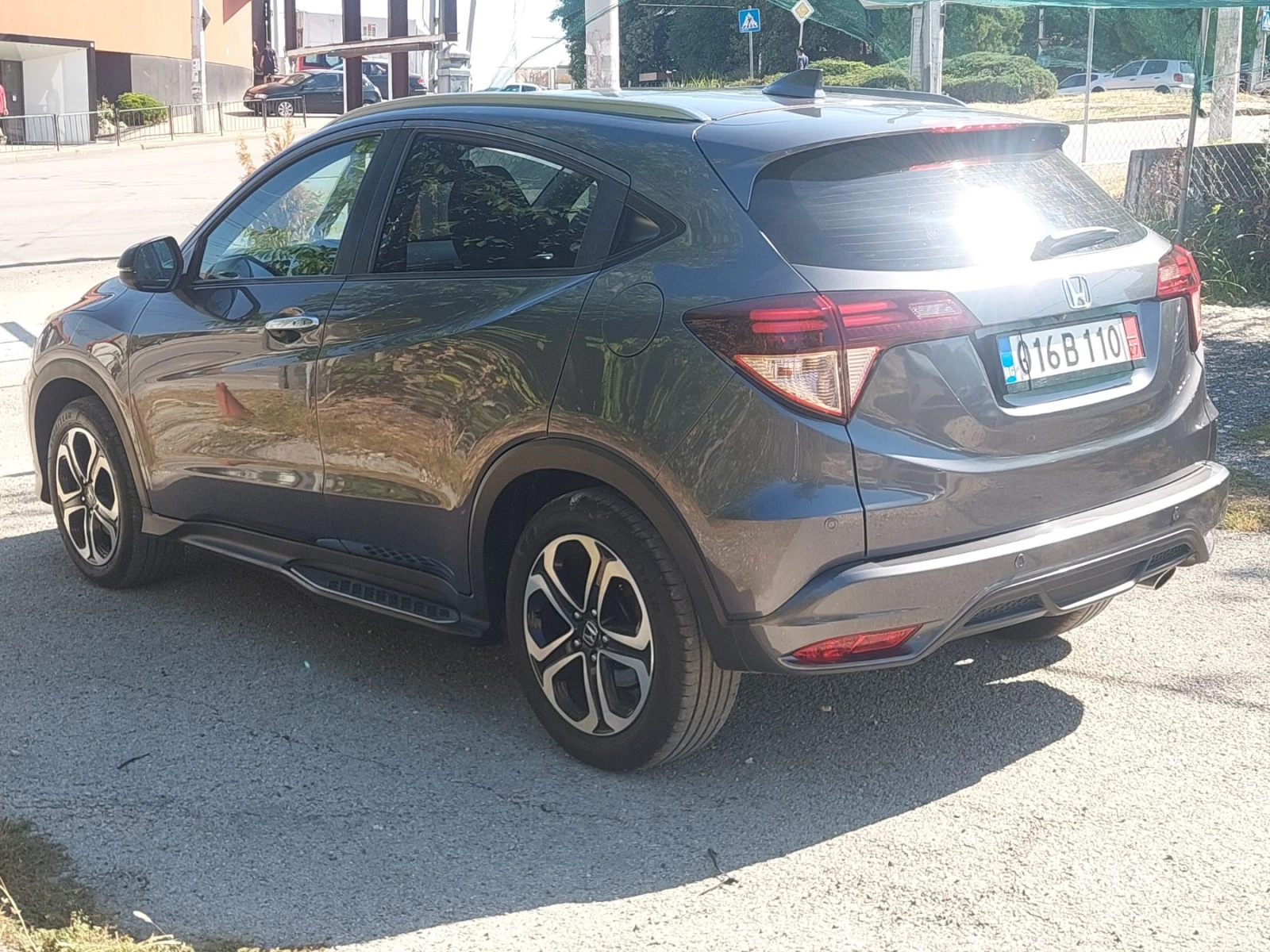 Honda Hr-v 1.5 АВТОМАТ , снимка 8 - Автомобили и джипове - 55400113