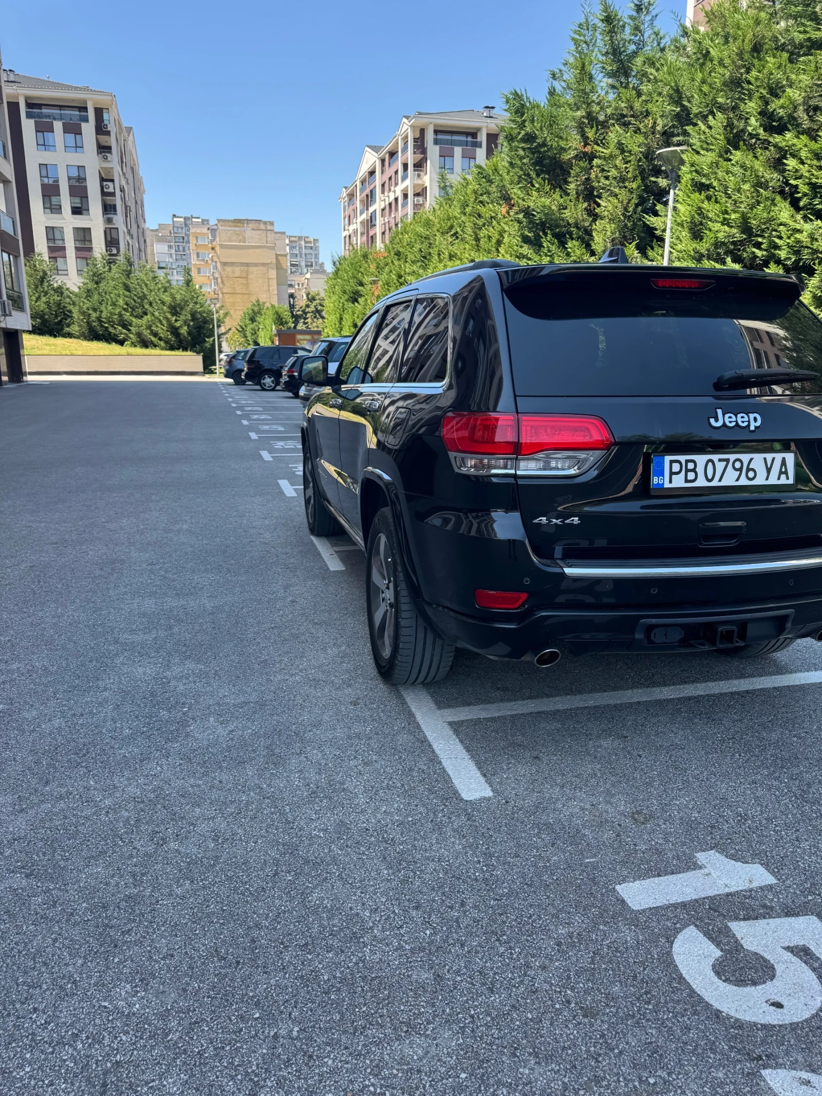 Jeep Grand cherokee 5, 7 OVERLAND , снимка 4 - Автомобили и джипове - 55462163