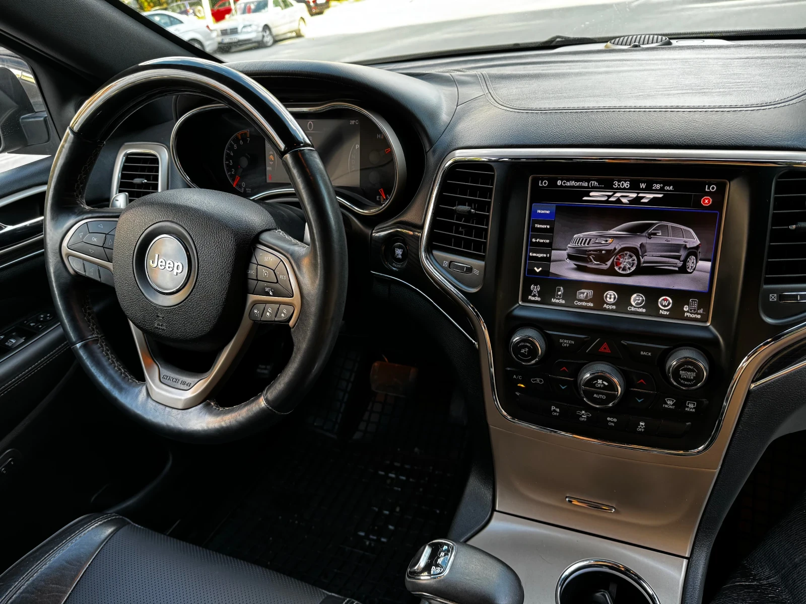 Jeep Grand cherokee 5, 7 OVERLAND , снимка 11 - Автомобили и джипове - 55462163