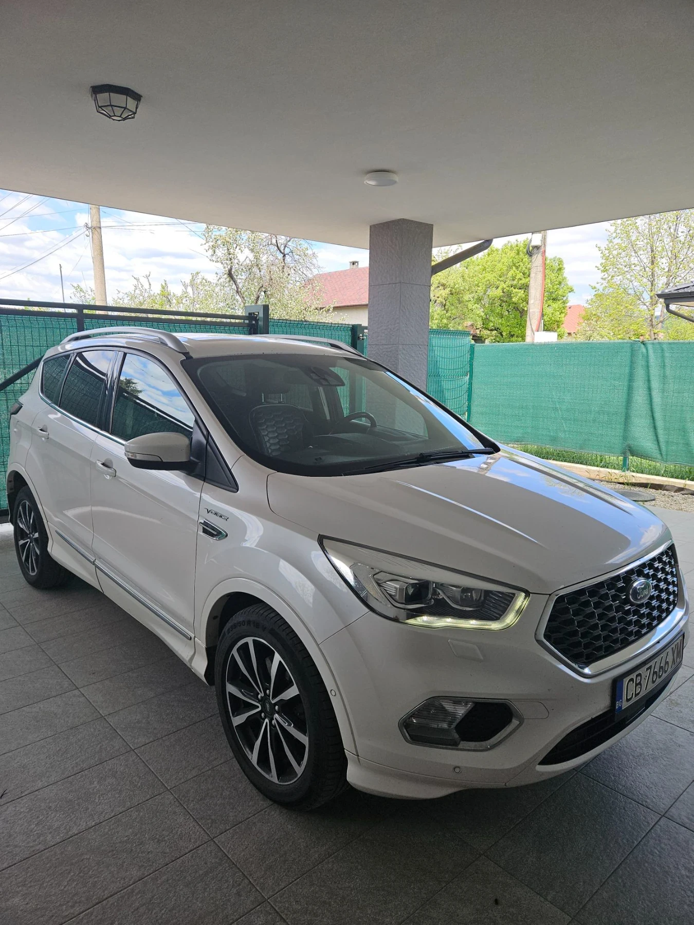 Ford Kuga Vignale, снимка 3 - Автомобили и джипове - 55626816