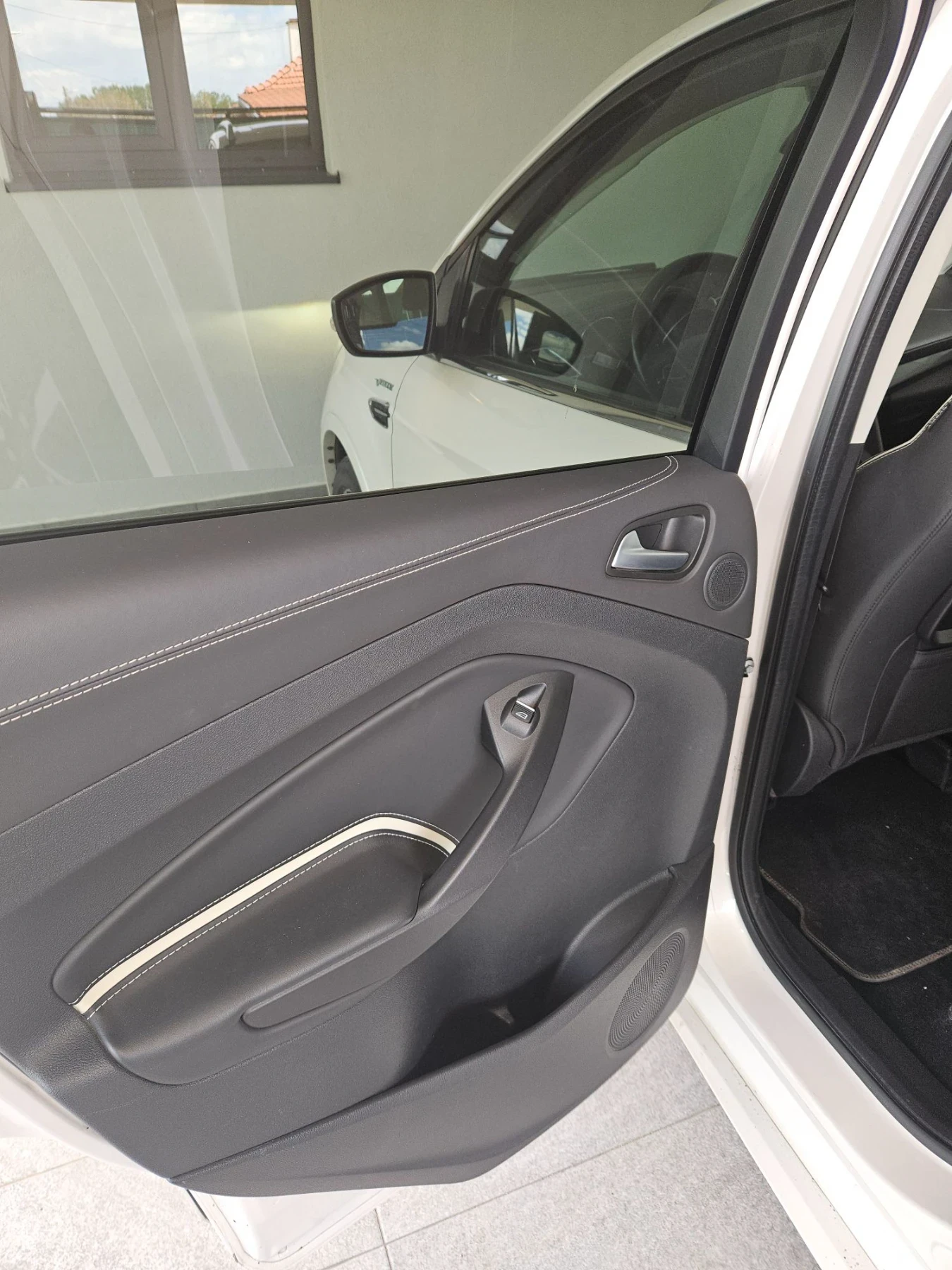 Ford Kuga Vignale, снимка 8 - Автомобили и джипове - 55626816