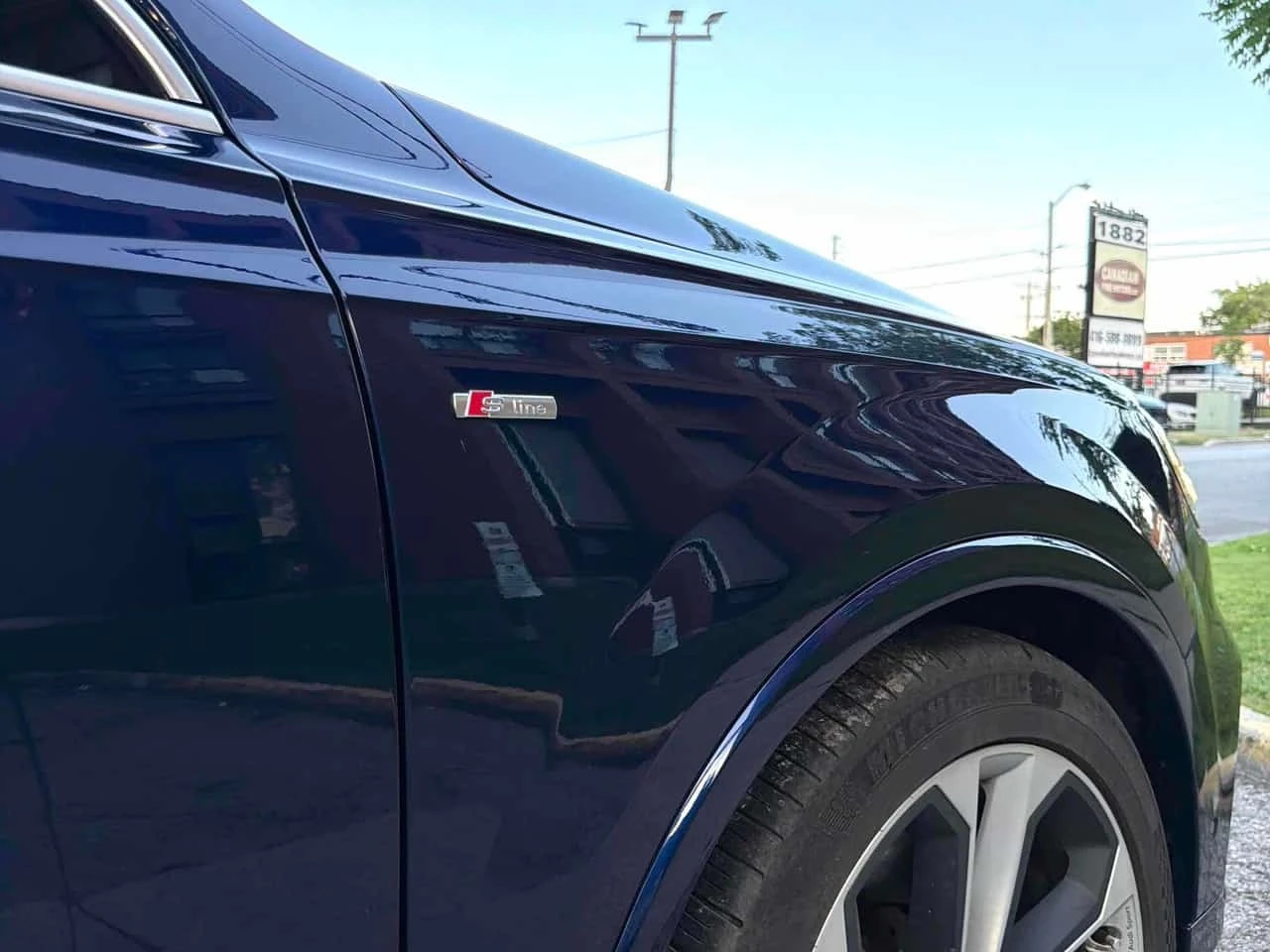 Audi Q7 * Technik * S-LINE * DIS * HUD * 360* 2 КЛЮЧА, снимка 13 - Автомобили и джипове - 55737623