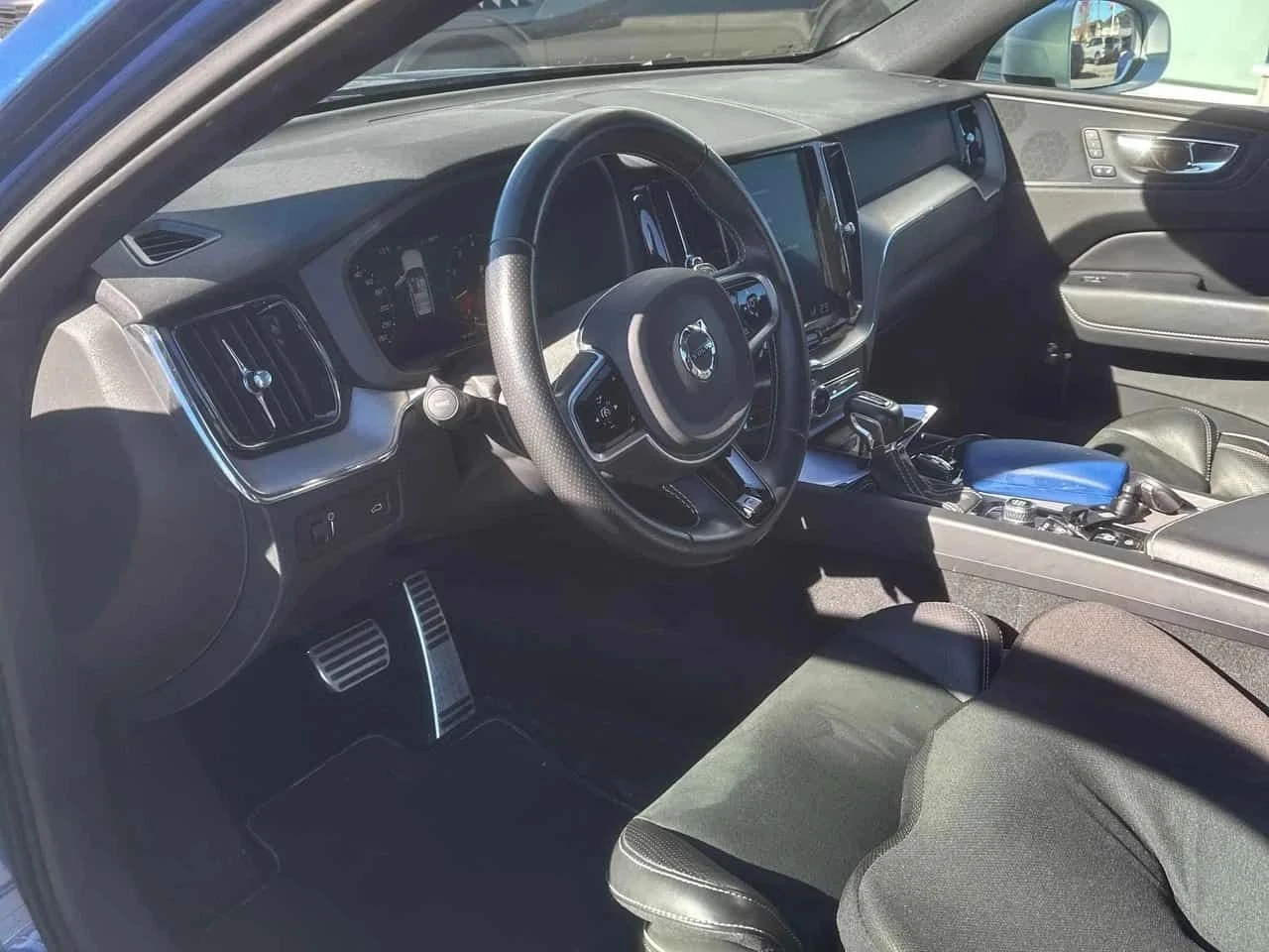 Volvo XC60, снимка 8 - Автомобили и джипове - 56689780