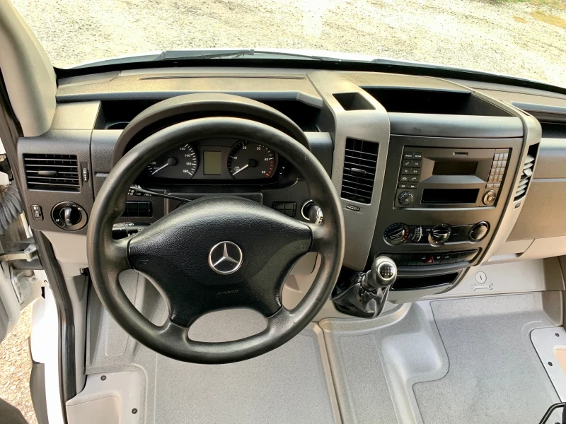 Mercedes-Benz Sprinter 4.30м. МЕЖДУОСИЕ* EURO 6* FACELIFT* ТОП СЪСТОЯНИЕ, снимка 13 - Бусове и автобуси - 53137995