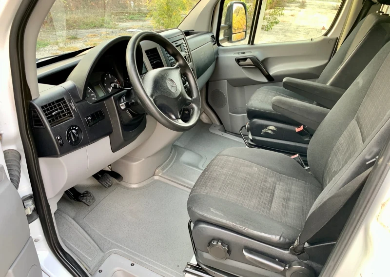 Mercedes-Benz Sprinter 4.30м. МЕЖДУОСИЕ* EURO 6* FACELIFT* ТОП СЪСТОЯНИЕ, снимка 12 - Бусове и автобуси - 53137995