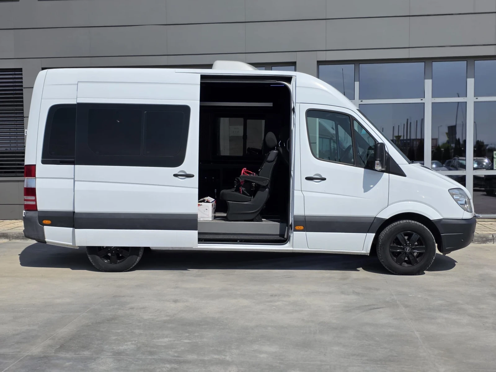 Mercedes-Benz Sprinter 315 ПЪТНИЧЕСКИ / 8+ 1 / TOP, снимка 5 - Бусове и автобуси - 54613132