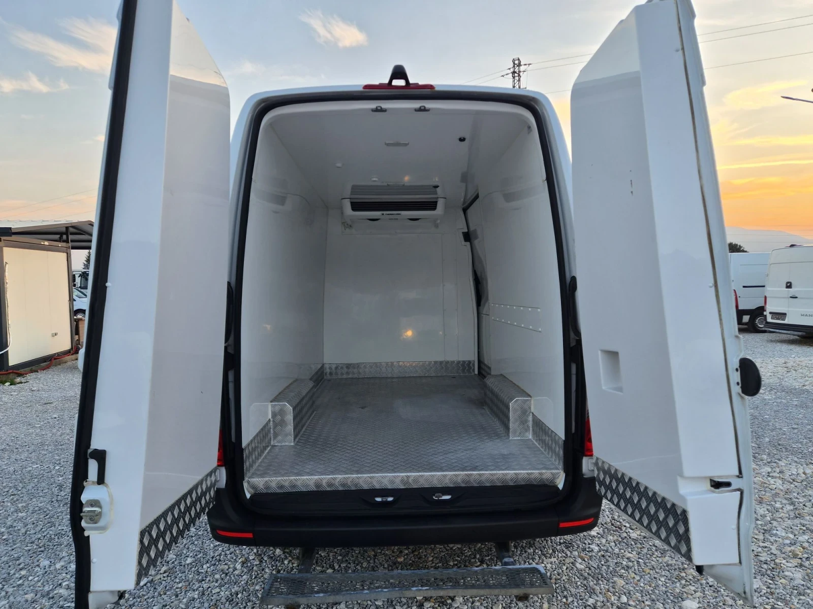 Mercedes-Benz Sprinter 317 CDI* �������� * �������* ����* �����  | Mobile.bg � ����������� 13