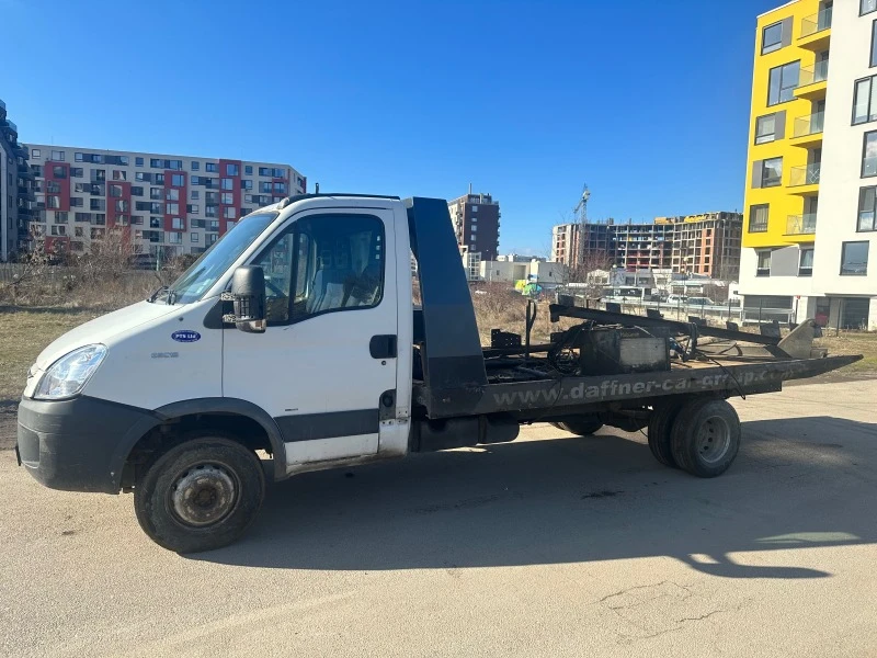 Iveco Daily Падаща платформа , снимка 11 - Камиони - 46808741