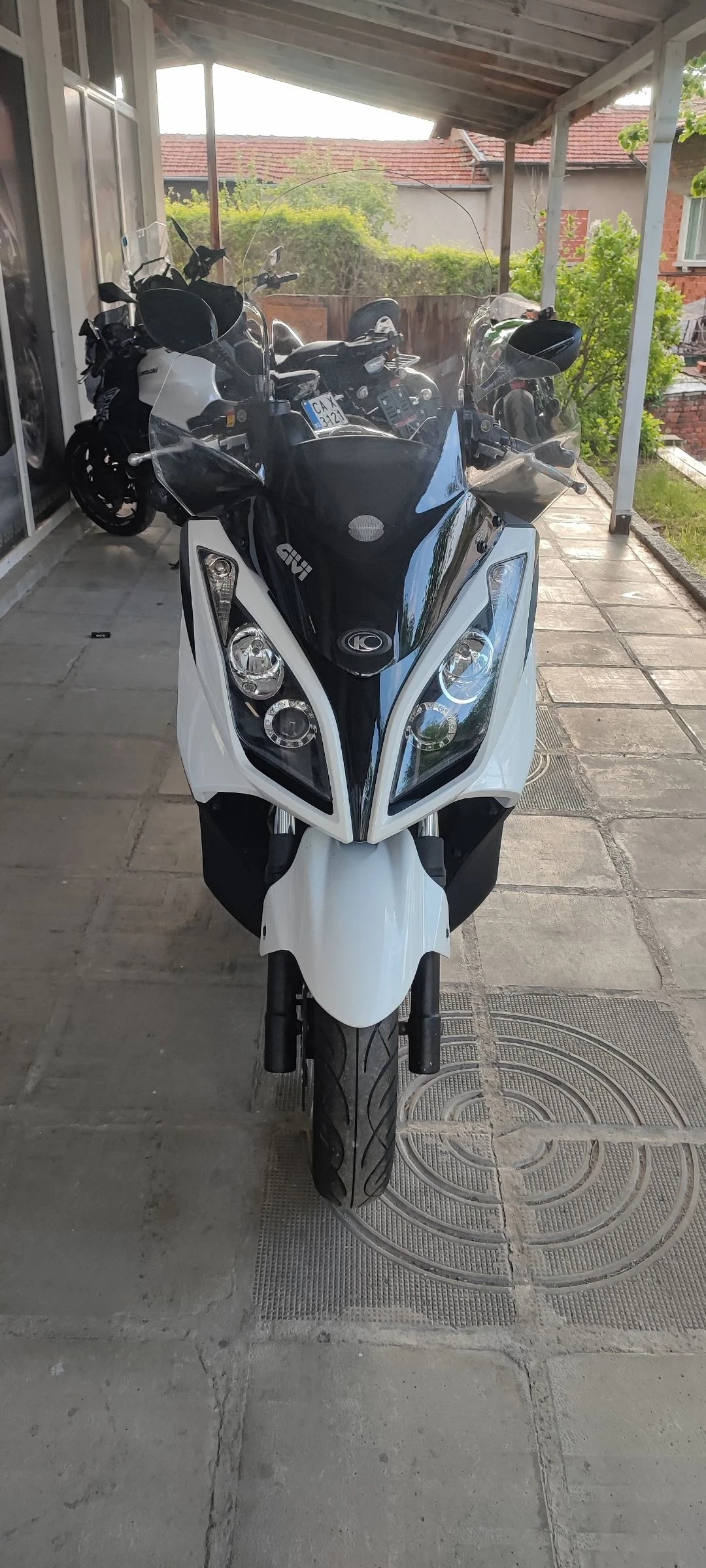 Kymco Downtown, снимка 5 - Мотоциклети и мототехника - 54385965