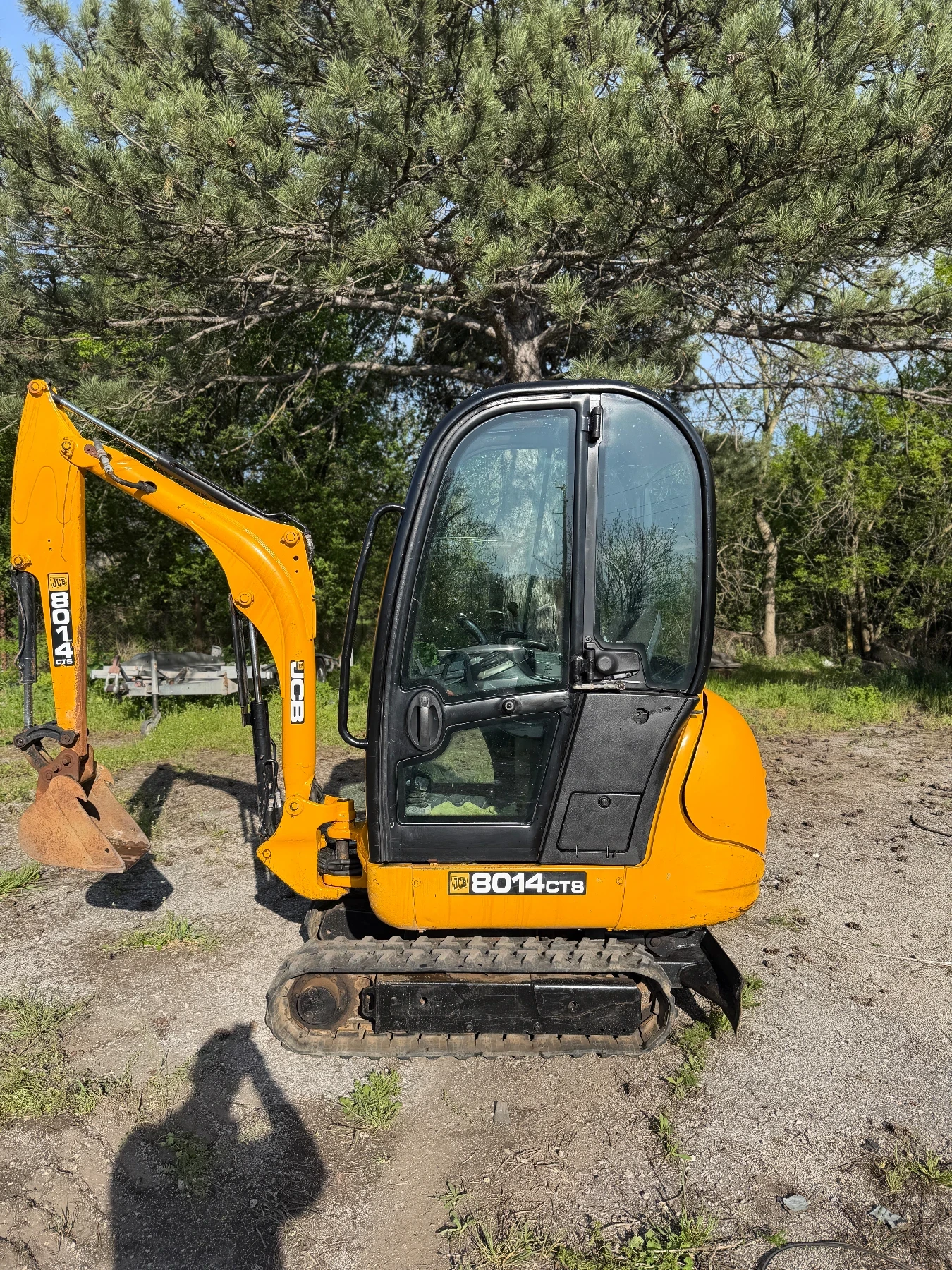 Багер JCB 8014CTS