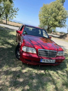 Mercedes-Benz C 180, снимка 2