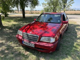 Mercedes-Benz C 180, снимка 1