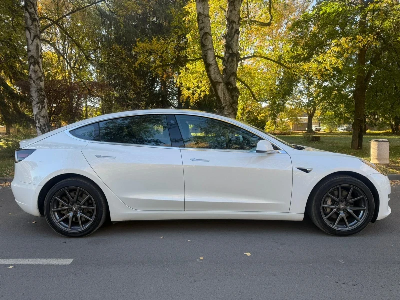 Tesla Model 3, снимка 7 - Автомобили и джипове - 47724481