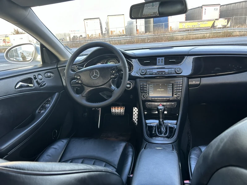 Mercedes-Benz CLS 320 320 CDI AMG, снимка 3 - Автомобили и джипове - 47763802