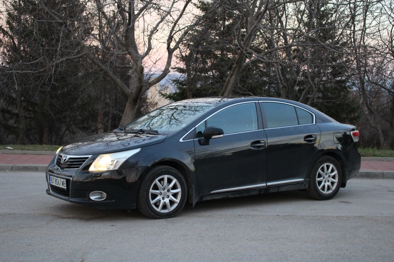 Toyota Avensis 1.8 VVT-I, снимка 2 - Автомобили и джипове - 48635820